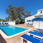 فيلة 4 Bed Villa, Pool & Tennis Court In *
