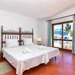 Βίλα 4 Bed Villa, Pool & Tennis Court In *