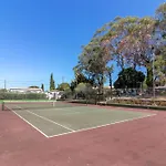 4 Bed Villa, Pool & Tennis Court In Βίλα Καρβοέιρο